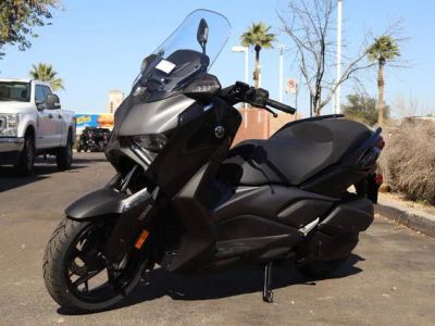 2026 Yamaha XMAX — front three-quarter view