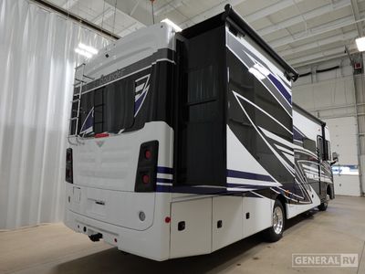 2026 Fleetwood Bounder - Photo 3