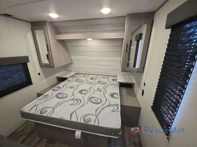 2024 Dutchmen RV Coleman Lantern LT Series - Photo 27