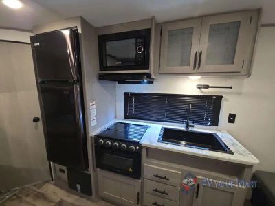 2024 Dutchmen RV Coleman Lantern LT Series - Photo 31