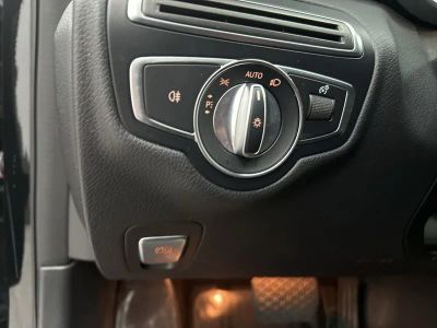 2018 Mercedes-Benz C-Class - Photo 19