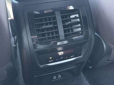 2022 BMW X4 — photo 17 view