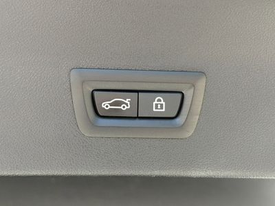 2022 BMW X4 — photo 12 view
