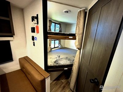 2026 Venture RV Stratus - Photo 15