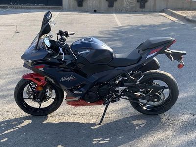 2026 Kawasaki Ninja 500 ABS Metallic Matte Twilight Blue — photo 8 view