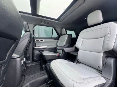 2021 Ford Explorer XLT — photo 20 view