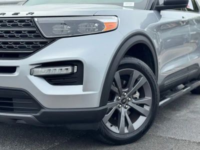 2021 Ford Explorer XLT — detail view