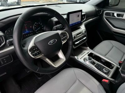 2021 Ford Explorer XLT — photo 16 view