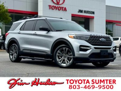 2021 Ford Explorer XLT in Silver — front three-quarter view