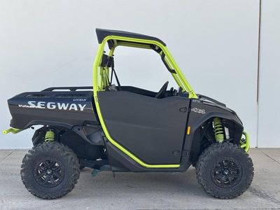 2023 Segway UT10 X — photo 11 view