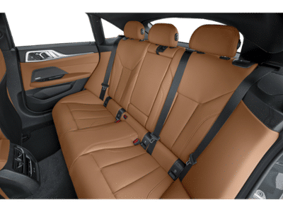 2026 BMW i4 - Photo 10