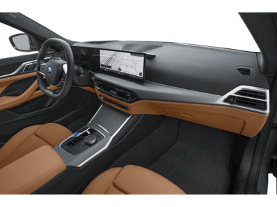 2026 BMW i4 - Photo 12