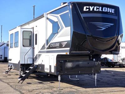 2026 Jayco CYCLONE - Photo 1