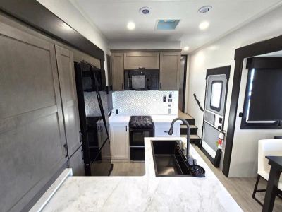 2026 Jayco CYCLONE - Photo 6