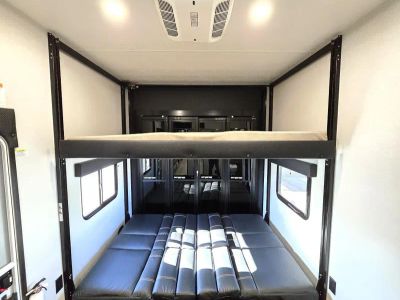 2026 Jayco CYCLONE - Photo 16