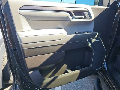 2023 Chevrolet Silverado 1500 — photo 14 view