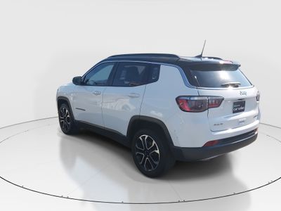 2023 Jeep Compass — detail view