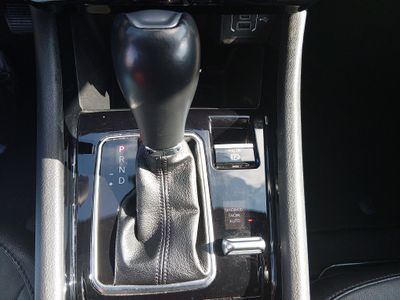 2023 Jeep Compass — photo 16 view
