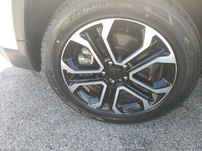 2023 Jeep Compass — photo 10 view