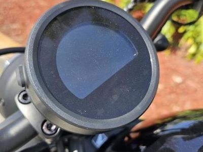 2025 Honda Rebel 300 - Photo 15