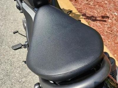 2025 Honda Rebel 300 - Photo 13