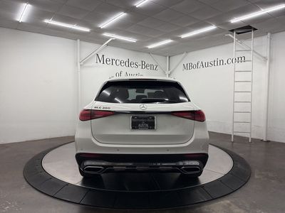 2026 Mercedes-Benz GLC - Photo 6