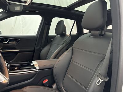 2026 Mercedes-Benz GLC - Photo 13