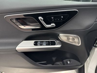 2026 Mercedes-Benz GLC - Photo 17