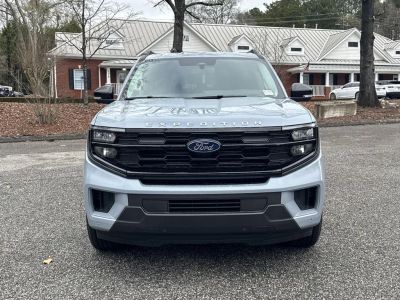 2026 Ford Expedition Max - Photo 2