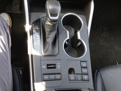 2024 Toyota Highlander — photo 20 view