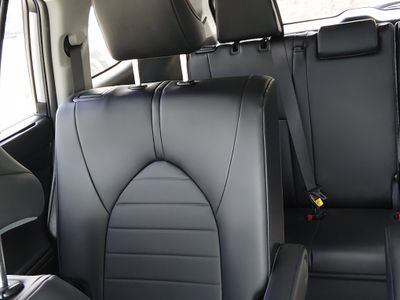 2024 Toyota Highlander — photo 17 view