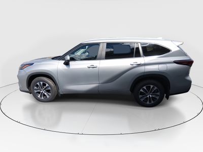 2024 Toyota Highlander — interior view