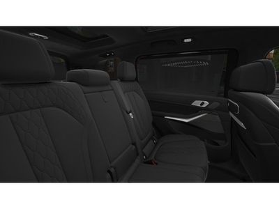 2026 BMW X7 M60i - Photo 12