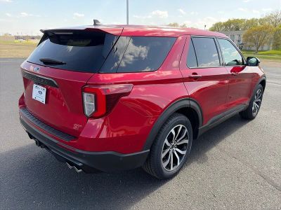 2021 Ford Explorer — detail view