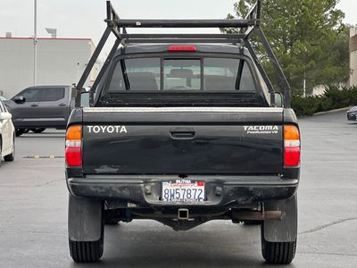 2004 Toyota Tacoma - Photo 8