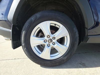 2021 Toyota RAV4 - Photo 16