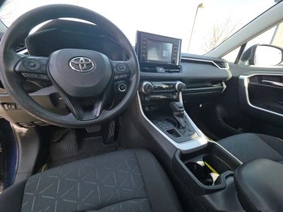2021 Toyota RAV4 - Photo 12