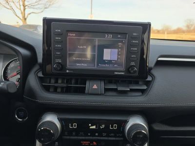 2021 Toyota RAV4 - Photo 11