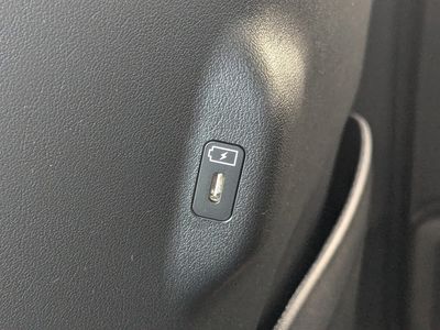 2027 Kia Telluride Hybrid - Photo 22