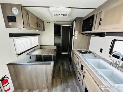 2022 Gulf Stream Conquest - Photo 4