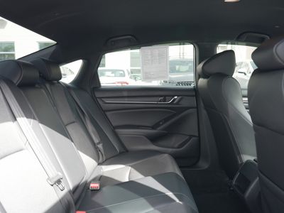 2022 Honda Accord Hybrid — photo 20 view