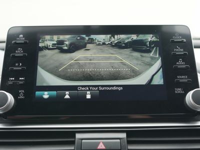 2022 Honda Accord Hybrid — photo 13 view
