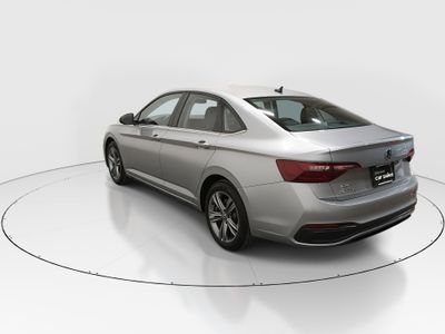 2024 Volkswagen Jetta - Photo 5