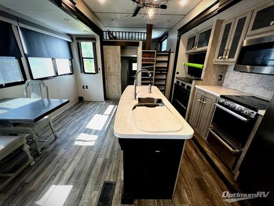 2023 Keystone Avalanche - Photo 4