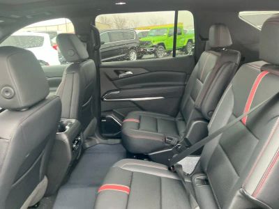 2026 Chevrolet Traverse — photo 17 view