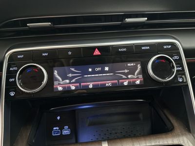 2024 Genesis GV80 - Photo 16