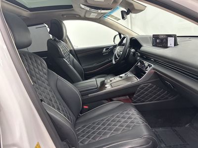 2024 Genesis GV80 - Photo 28