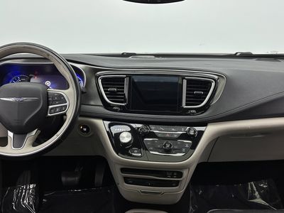 2018 Chrysler Pacifica - Photo 24