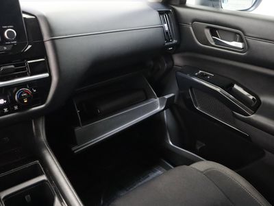 2022 Nissan Pathfinder FWD - Photo 24