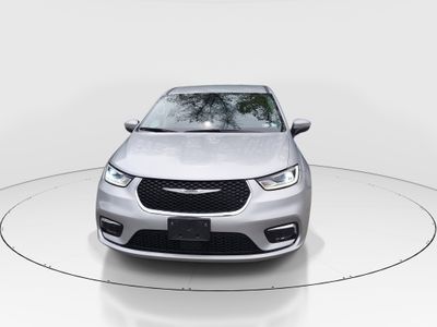 2023 Chrysler Pacifica — side profile view